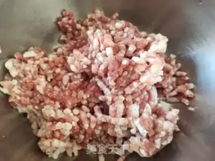 Make Pork dumplings step 1