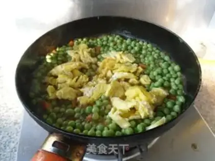 Make Eggs and peas step 8