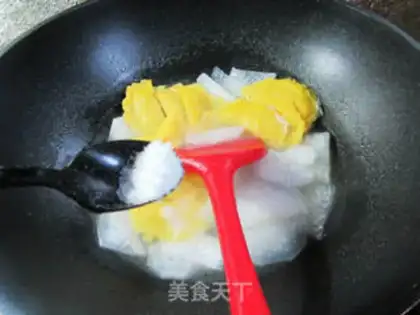 Make Egg dumpling soup step 4