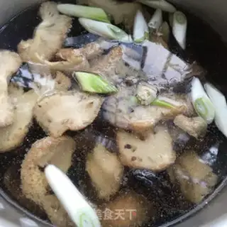 Make Monkey head mushroom belly chicken soup step 8
