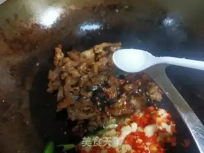 Make Garlic peppers for beef step 5