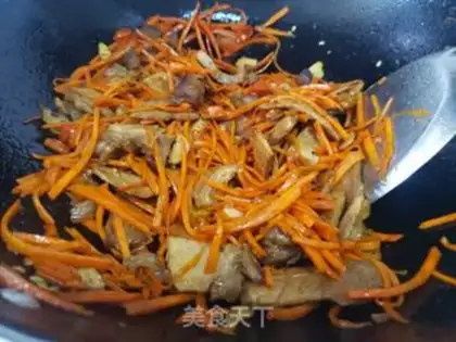 Make The carrots are fried step 3