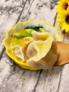 Make Gold soup dumplings step 7