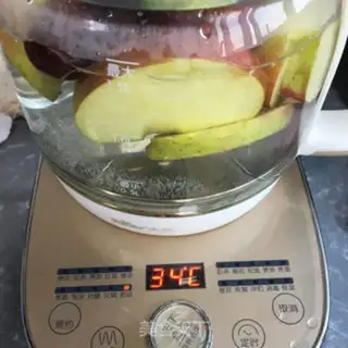 Make Ginger date apple tea step 3