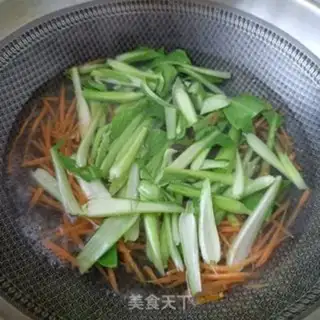Make A gravy carrot step 5