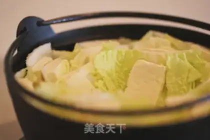 Make A warm winter pot step 6