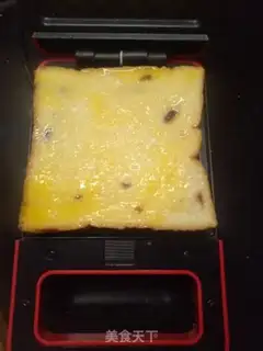 Make Egg ham sandwich step 3