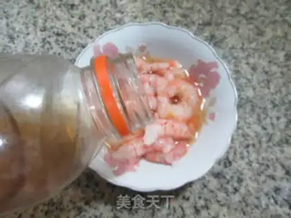 Make Shrimp-creeched caterpillar step 3
