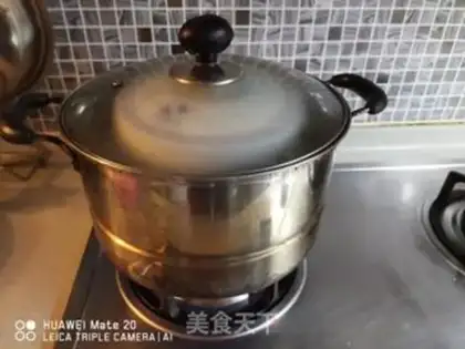 Make Silver Ears Spill step 3