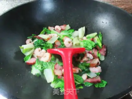 Make Shrimp-creeched caterpillar step 9