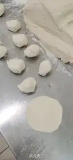 Make A fan egg bun step 3