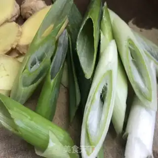 Make Roasted chicken soup step 3