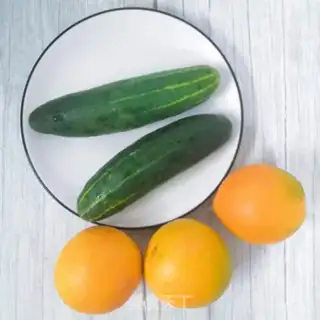 Make cucumber juice step 0