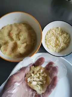 Make Cheese potato step 2
