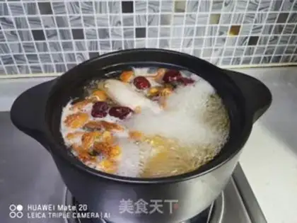 Make Qi-su, chicken soup step 3