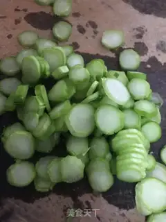 Make Porkball soup step 1