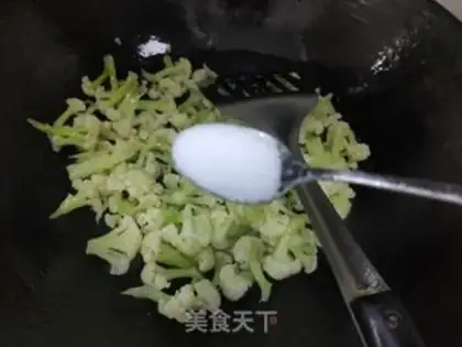 Make Sour omelet step 4
