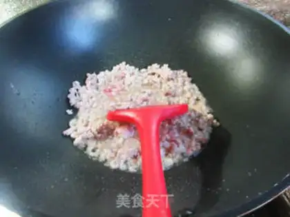 Make The onion meat box step 3