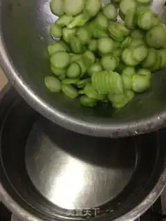 Make Porkball soup step 3