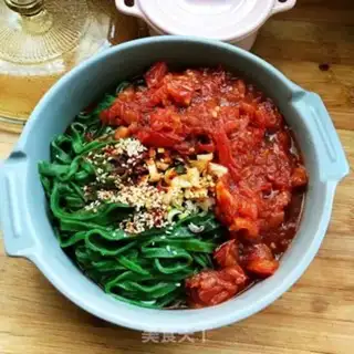 Make Squirt hands and spinach noodles step 10
