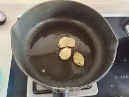 Make Japanese chicken leg radish step 3