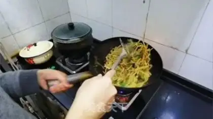 Make A white radish and powdered powder step 10