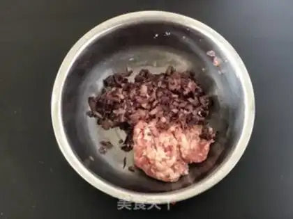 Make Creaming cabbage step 0