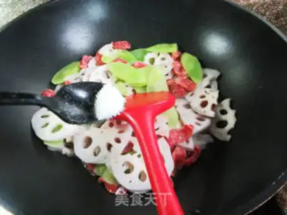 Make ♪ Scrambled with sausage ♪ step 6