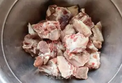 Make Steakbone stew of potatoes step 0