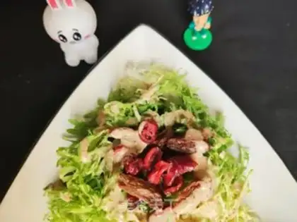 Make A chrysanthemum with salad step 5