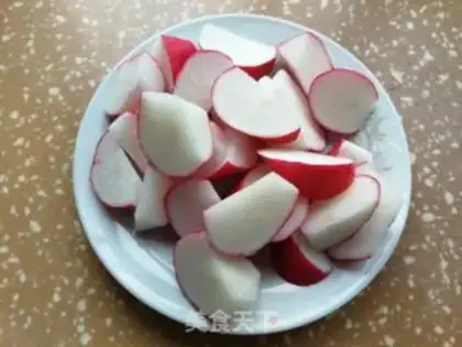 Make radish hair chops step 3