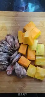 Make Spicy sausage steaming pumpkins step 0