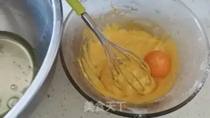 Make Fresh lemon sponge cake step 6