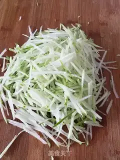Make ♪ White radish and beans dry ♪ step 1