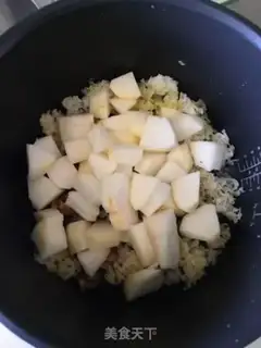 Make Silver pear soup step 1