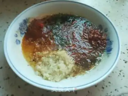 Make Crab sauce step 1