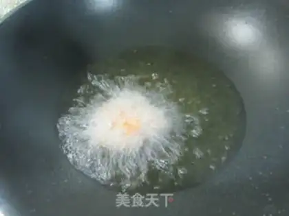 Make Five bouquets of fried wheat noodles step 0