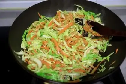 Make Sausage carrot cabbage step 5