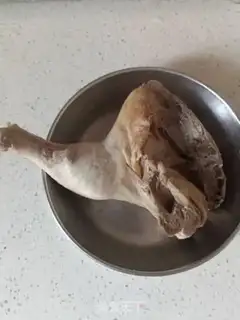 Make Spicy hands tore chickens step 1