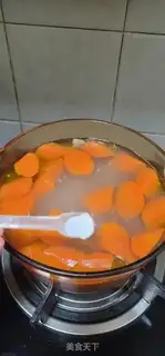 Make Carrots and tatter soup step 4