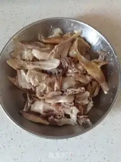 Make Spicy hands tore chickens step 7