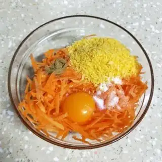 Make Fried carrot balls step 1