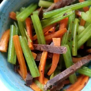 Make Carrot celery with beef step 11