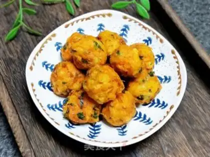 Make Fried carrot balls step 7