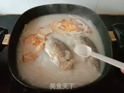 Make Burgered eggfish radish soup step 8