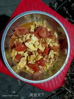 Make Tomato fried eggs step 9