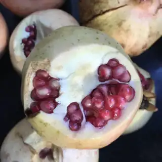 Make Kurle pineapple juice step 1