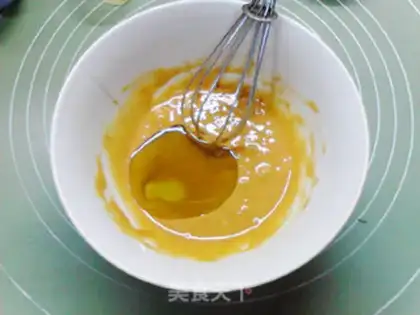 Make Onion-flavored chili cake step 5