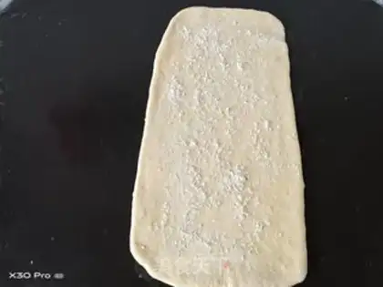 Make A salad sauce, coconut toast step 3