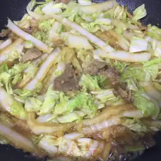 Make Garlic meat chops and cabbage step 7